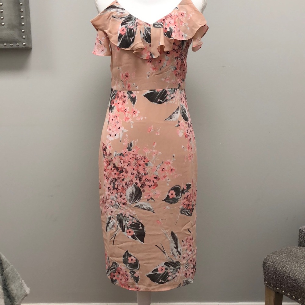 NWT Sugar + Lips lined floral midi dress